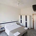 Avana Hotel 3*
